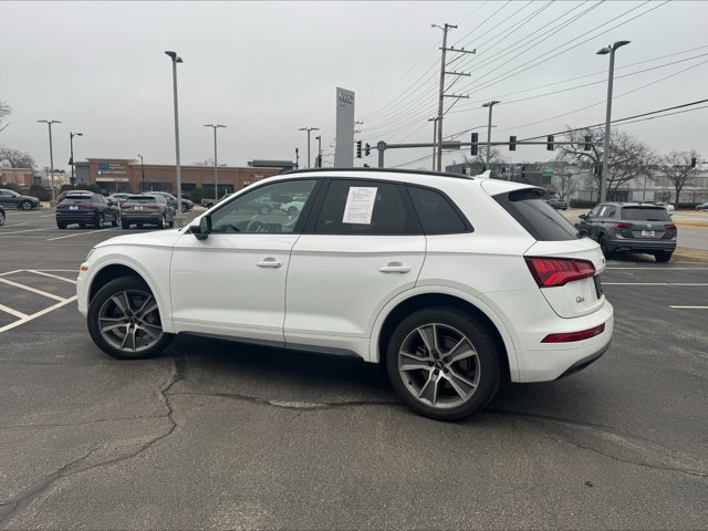 Used 2019 Audi Q5 2.0T Premium Plus image 4