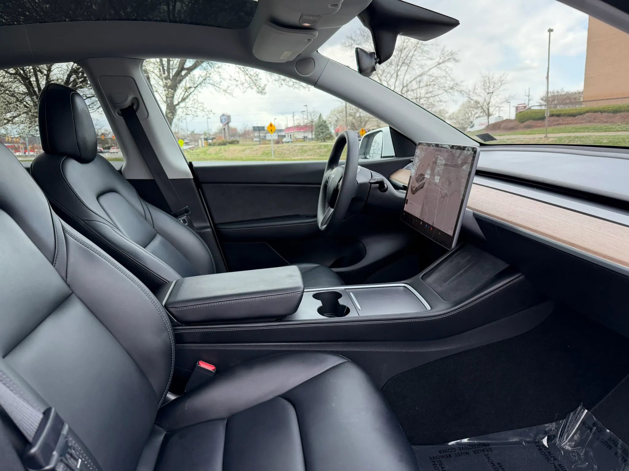 Used 2021 Tesla Model Y Long Range image 8