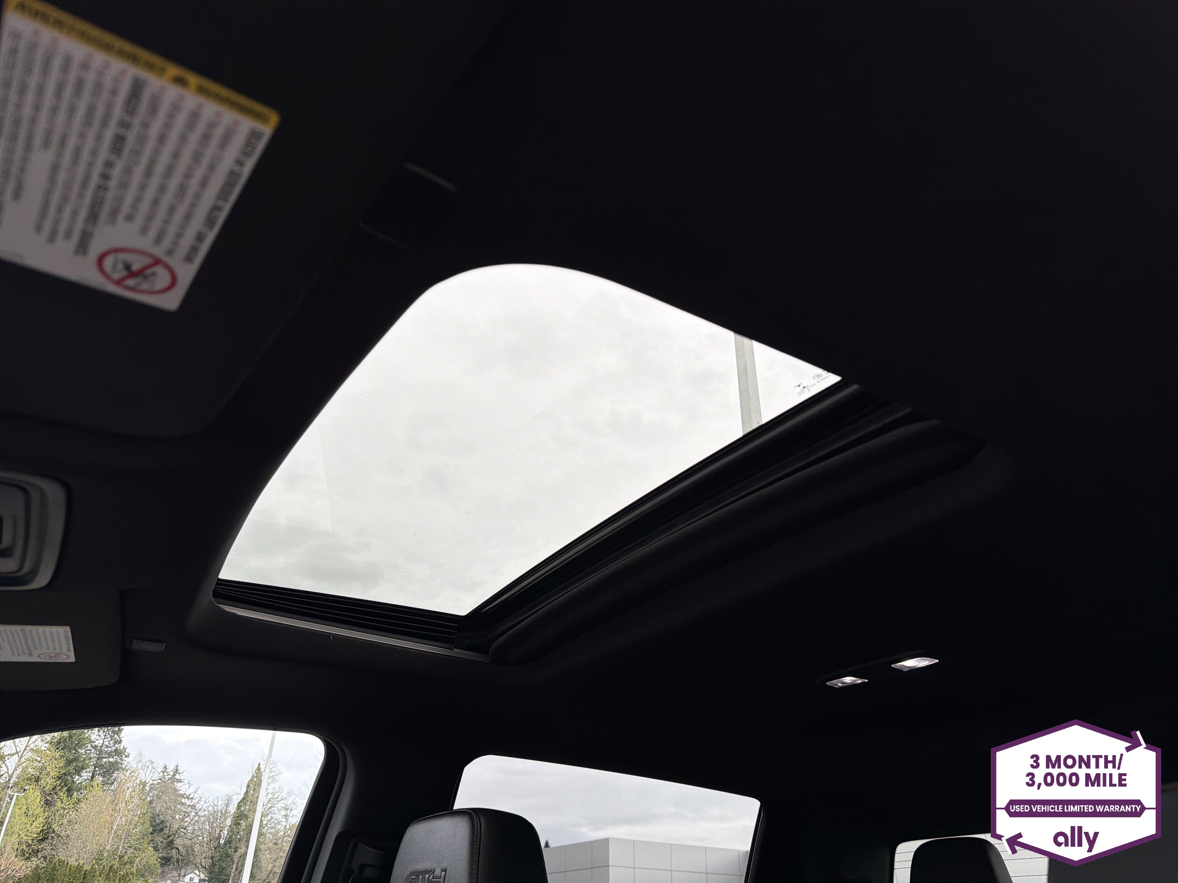 Used 2023 GMC Sierra 2500 AT4 w/ AT4 Premium Plus Package image 17