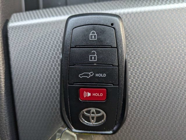 Used 2023 Toyota Sequoia Limited AWD/4WD image 33