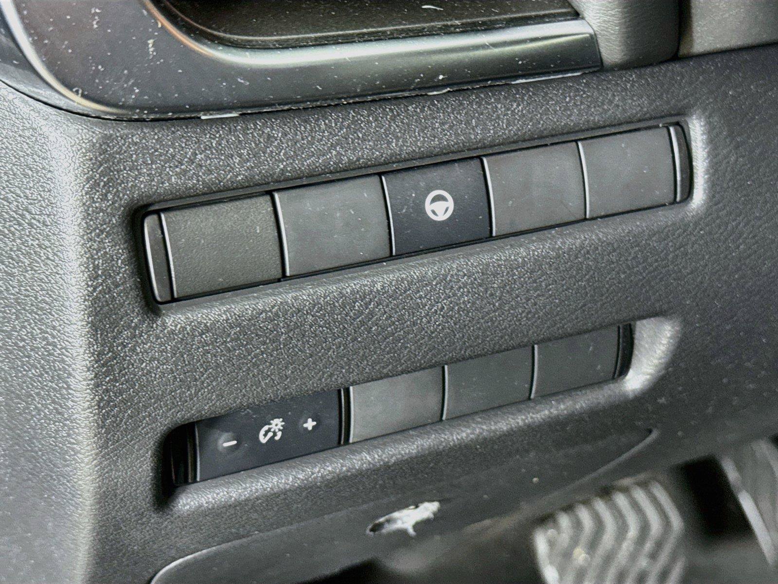 Used 2021 Nissan Rogue SV AWD/4WD image 15