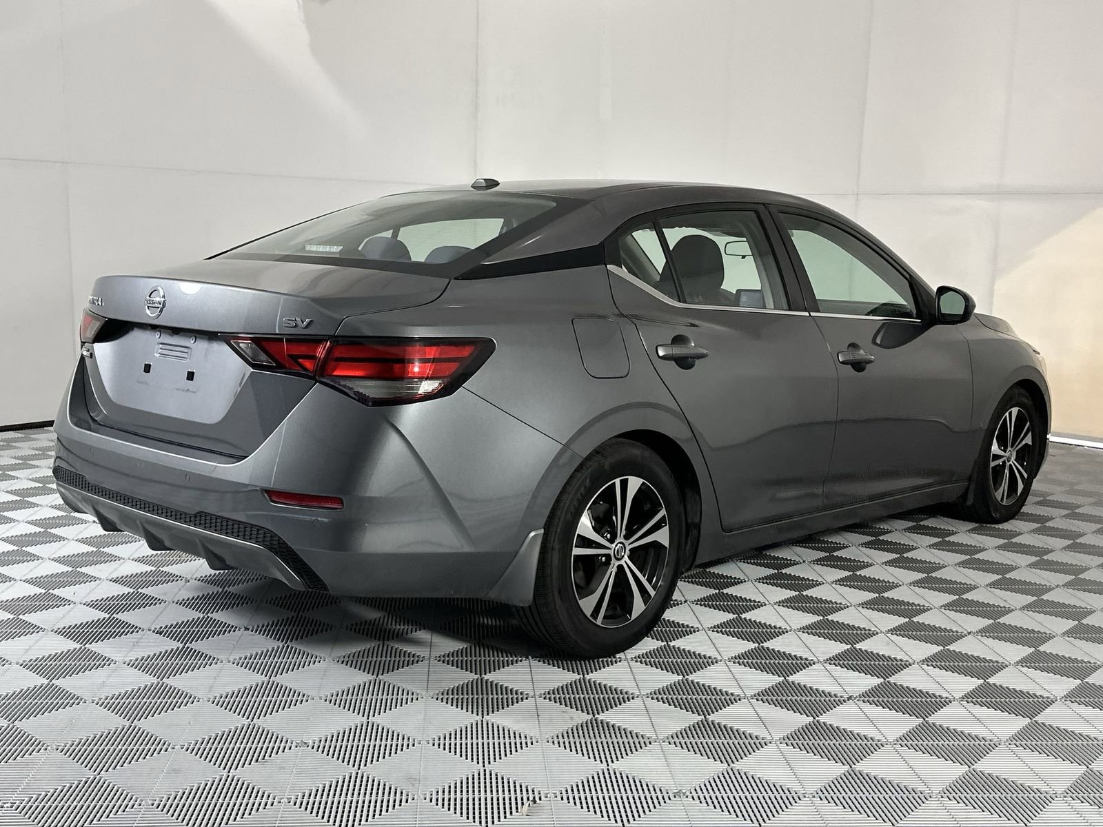 Certified 2021 Nissan Sentra SV w/ Trunk Package FWD image 8