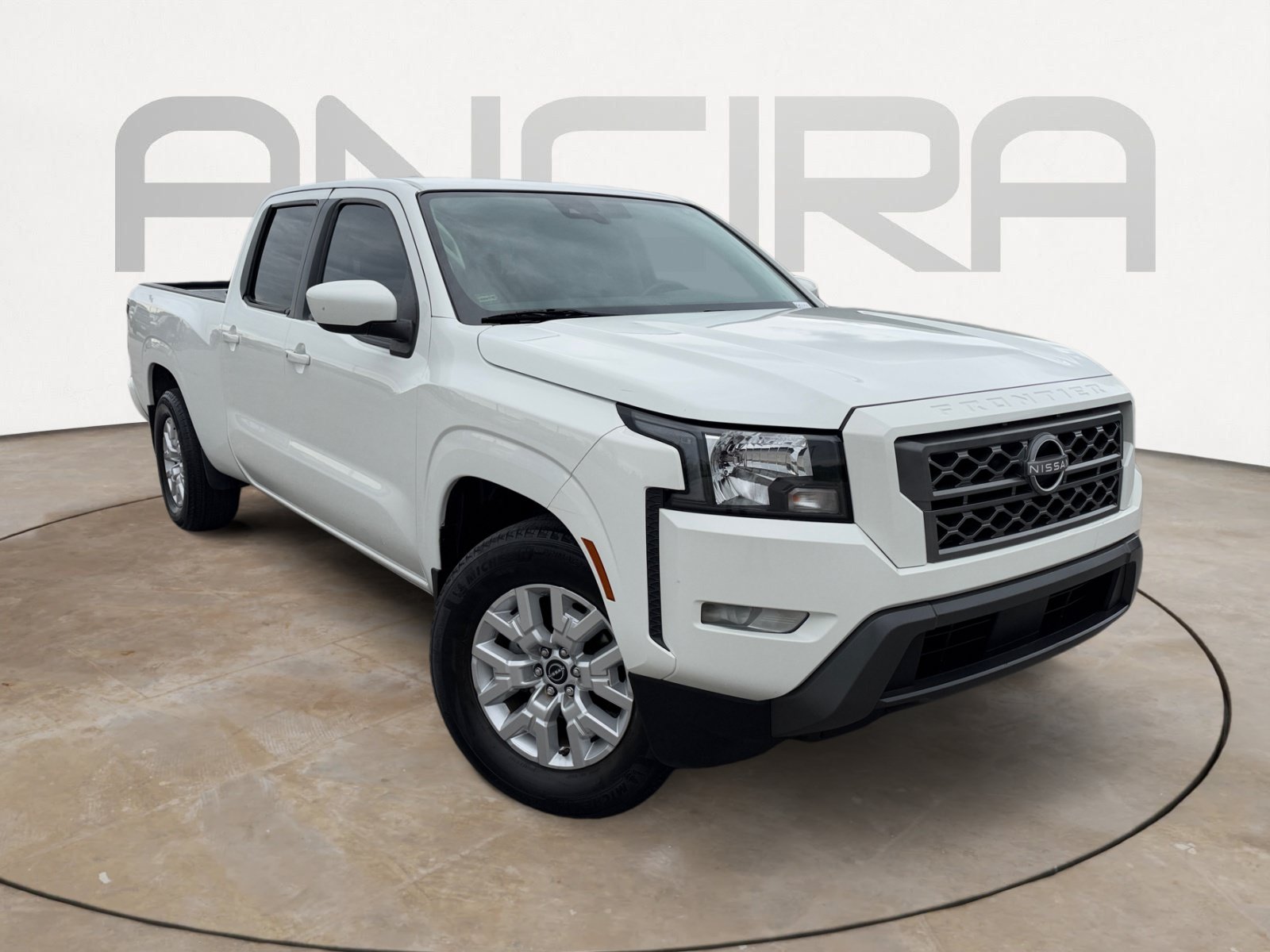 Used 2024 Nissan Frontier SV w/ Technology Package RWD image 4