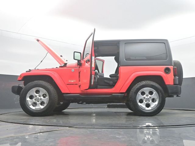 Used 2013 Jeep Wrangler Sahara w/ Connectivity Group AWD/4WD image 55
