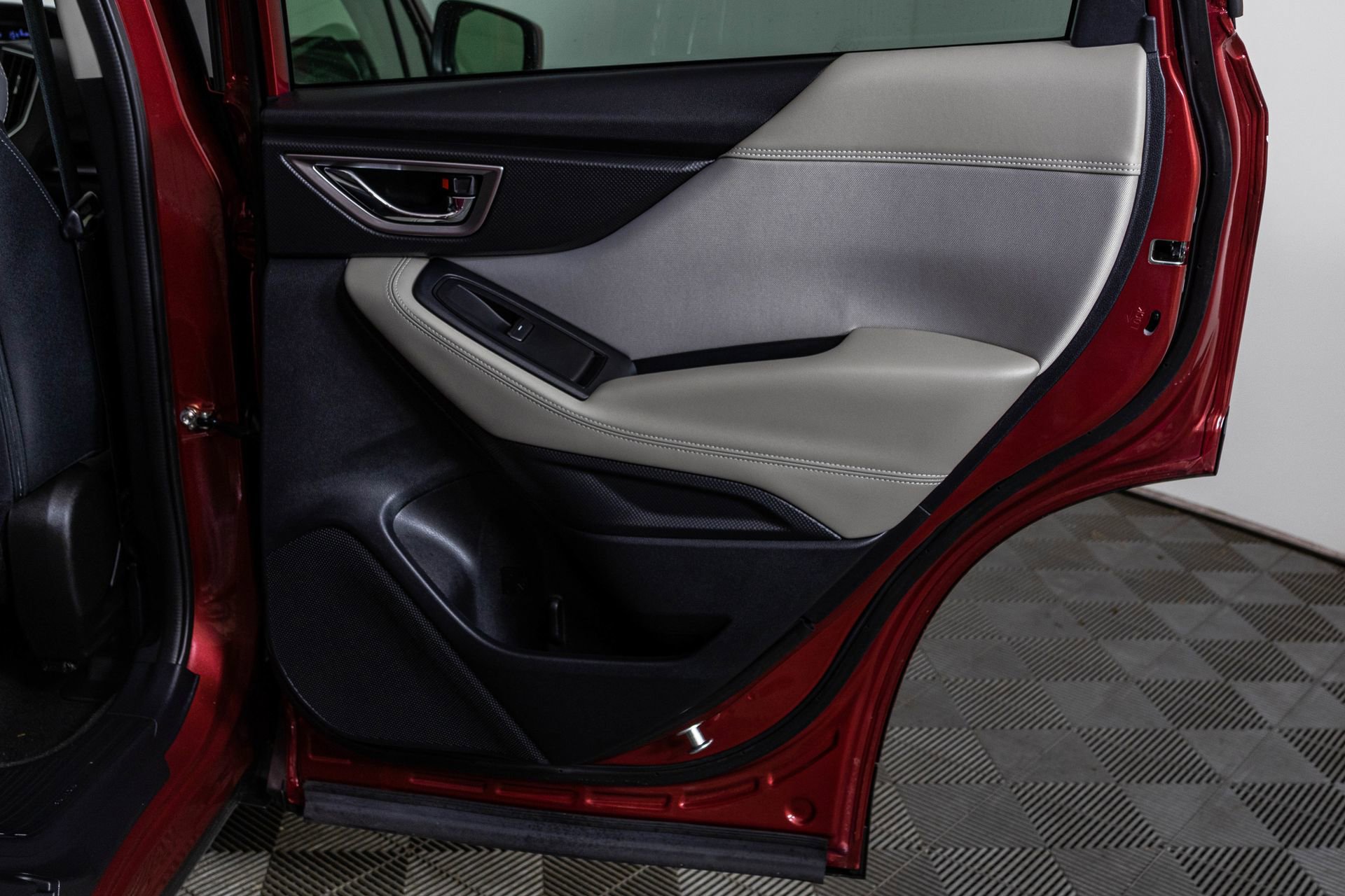 Used 2023 Subaru Forester Premium image 43