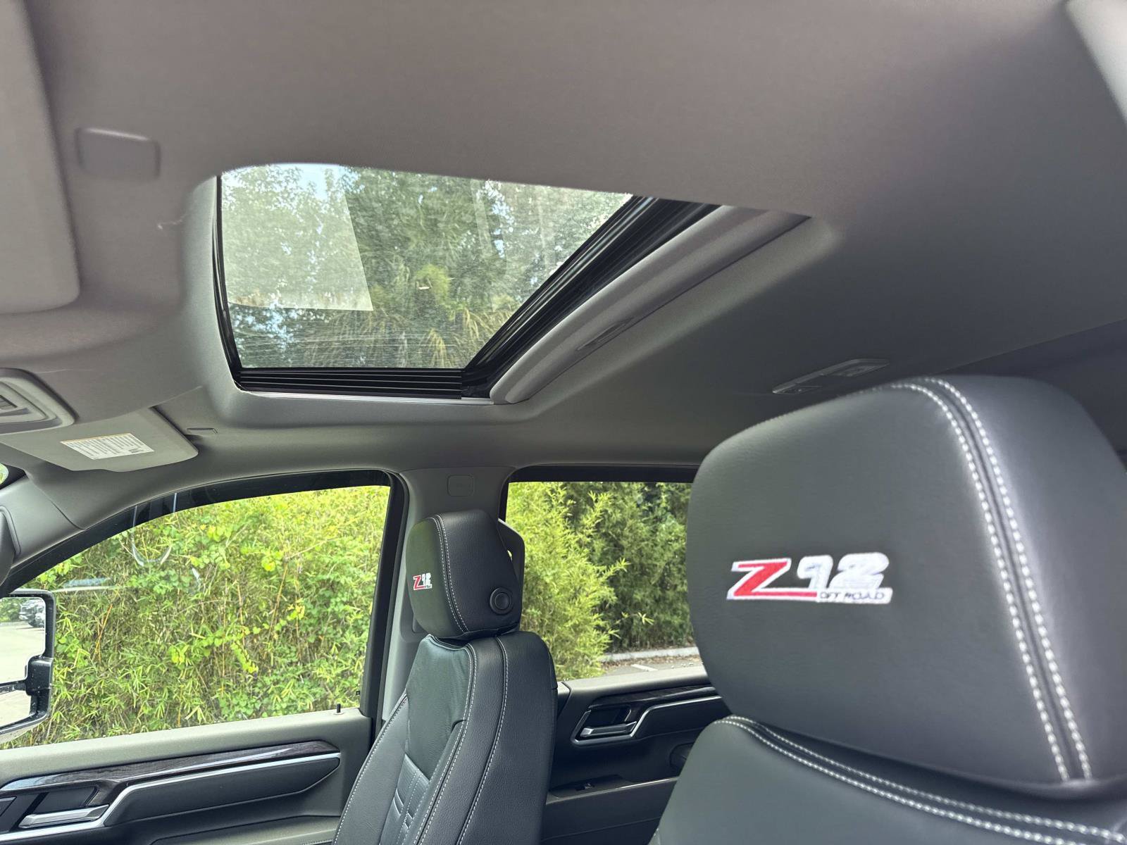 New 2026 Chevrolet Silverado 2500 LTZ w/ LTZ Plus Package AWD/4WD image 23