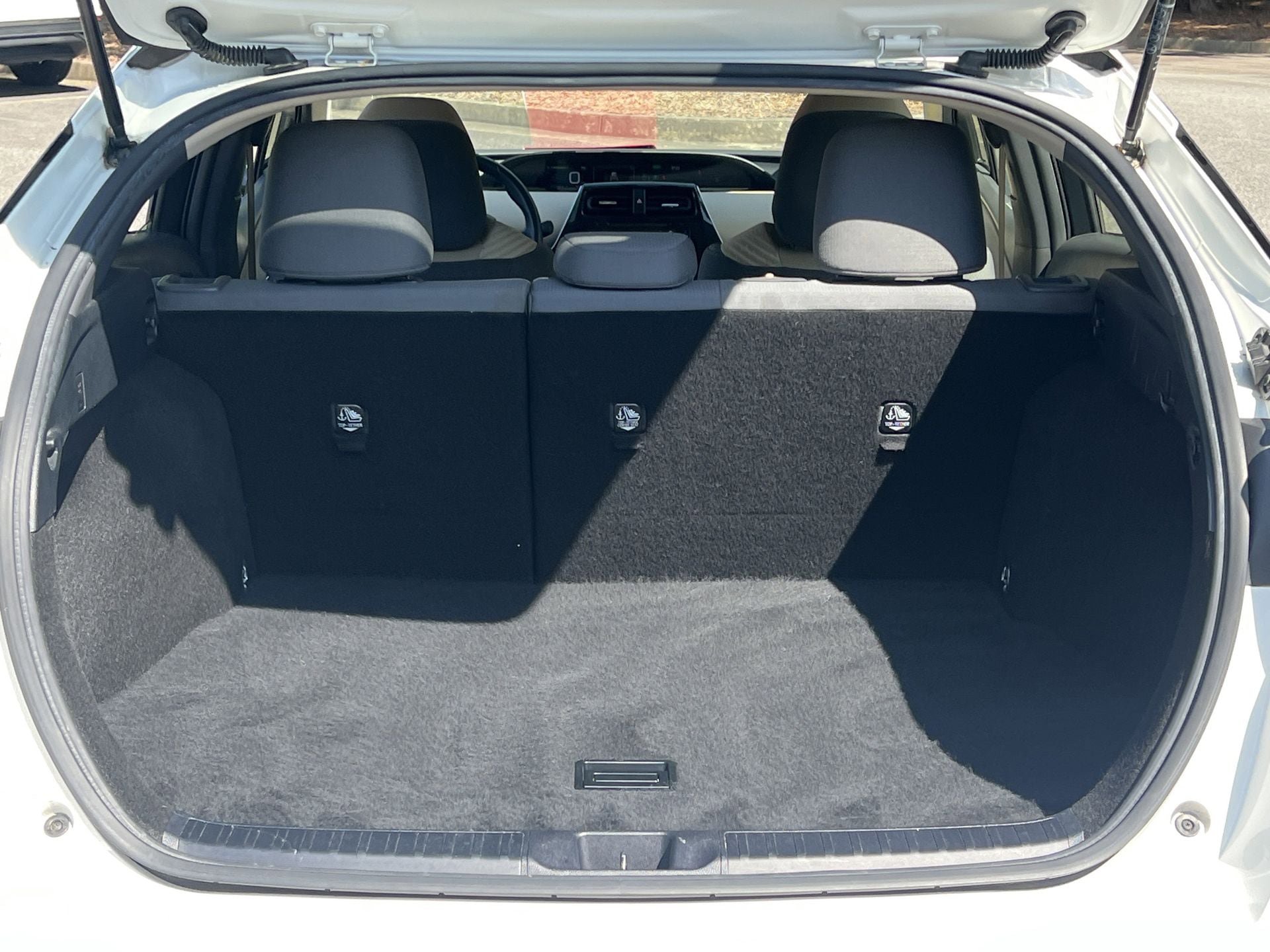 Used 2016 Toyota Prius Four image 22