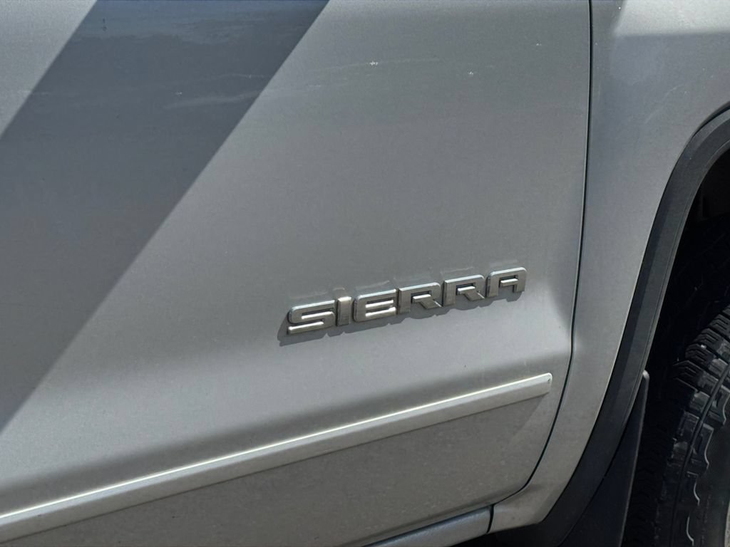 Used 2017 GMC Sierra 1500 SLE w/ SLE Value Package AWD/4WD image 36
