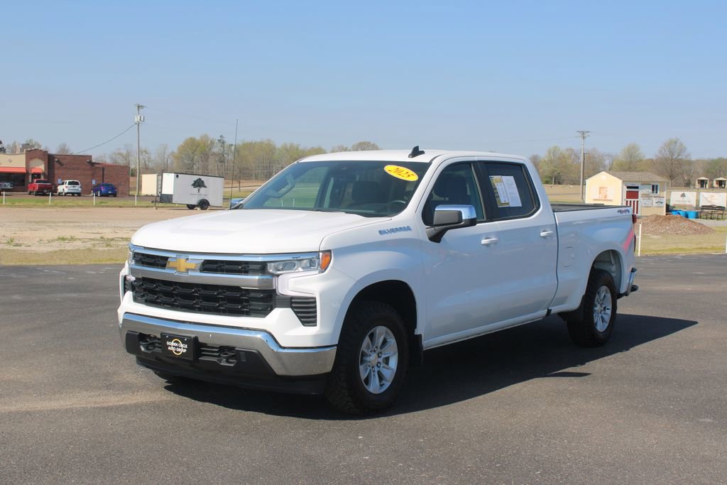 Used 2025 Chevrolet Silverado 1500 LT w/ Work Truck Package AWD/4WD image 4