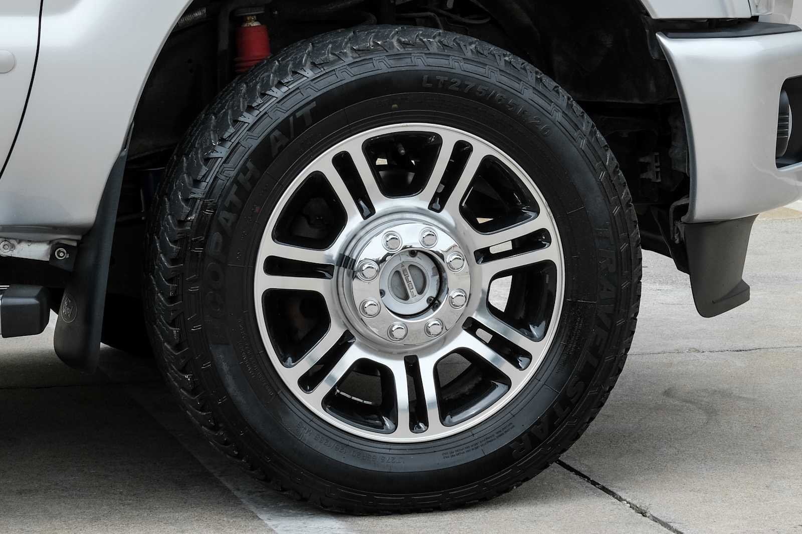 Used 2016 Ford F250 Platinum w/ FX4 Off-Road Package AWD/4WD image 65