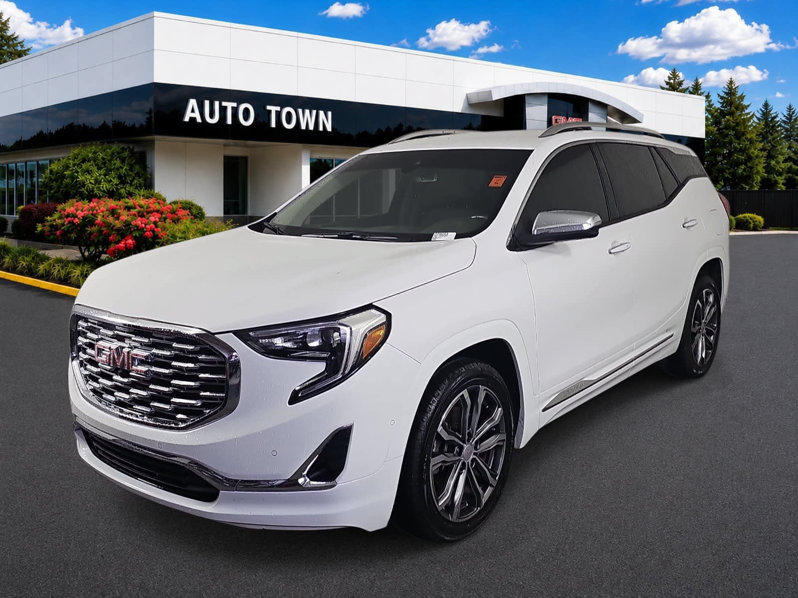 Used 2018 GMC Terrain Denali w/ Advanced Safety Package
