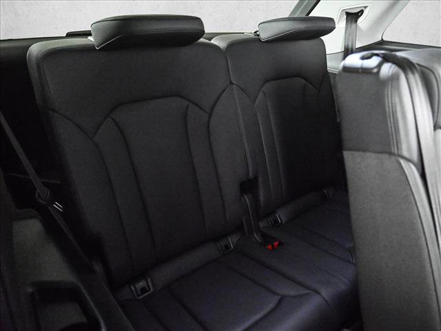 Used 2023 Audi Q7 Premium Plus w/ Premium Plus Package image 22