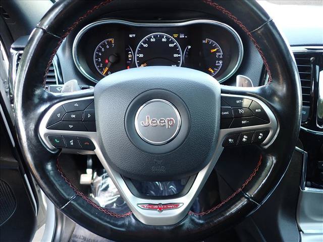 Used 2020 Jeep Grand Cherokee Trailhawk w/ Trailhawk Luxury Group AWD/4WD image 16