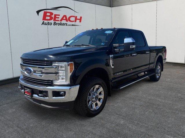 Used 2017 Ford F250 Lariat w/ Lariat Ultimate Package AWD/4WD image 3