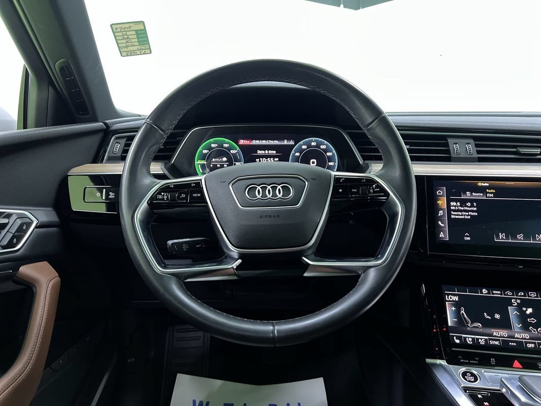 Used 2024 Audi Q8 e-tron Premium Plus w/ Premium Plus Package AWD/4WD image 20