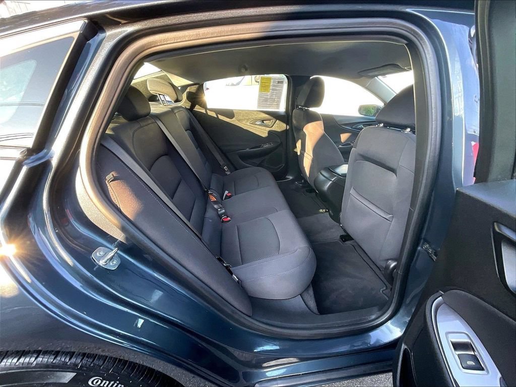 Used 2021 Chevrolet Malibu RS FWD image 16