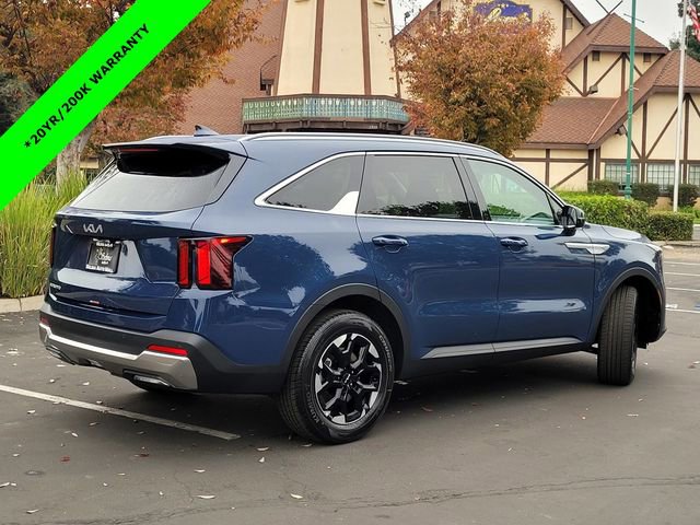 New 2026 Kia Sorento S image 4
