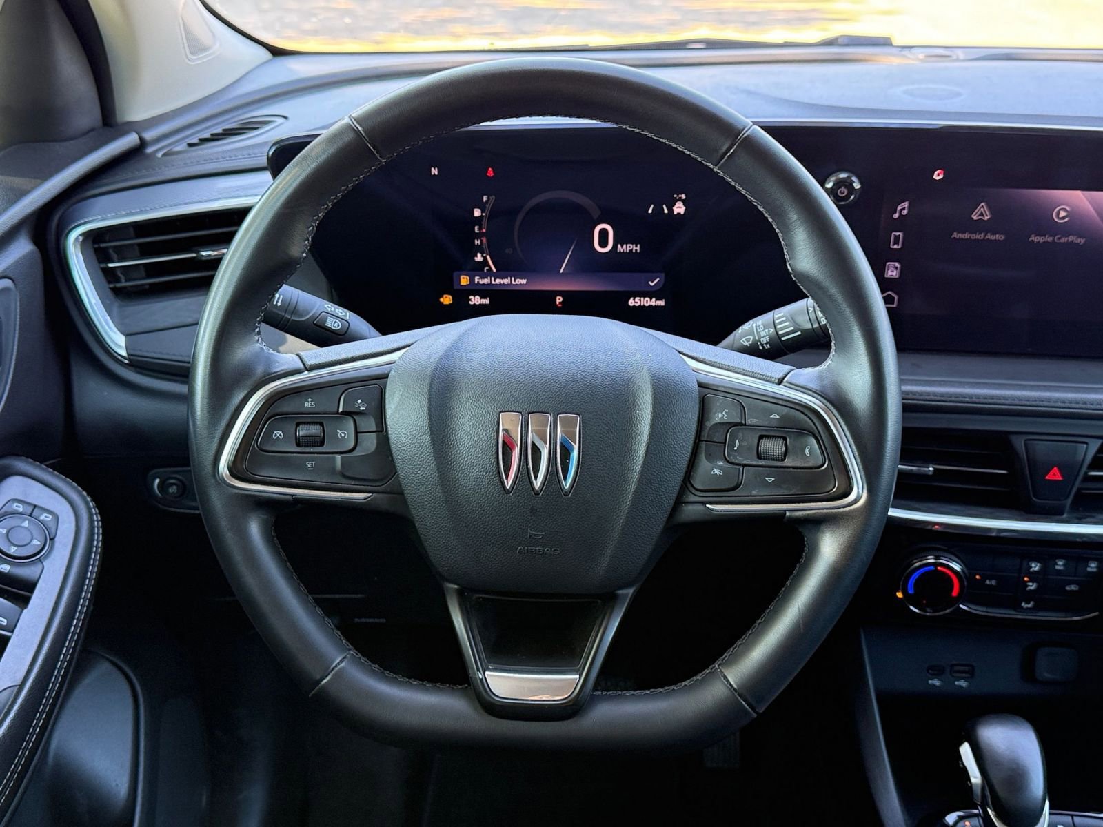 Used 2024 Buick Encore GX Sport Touring FWD image 28
