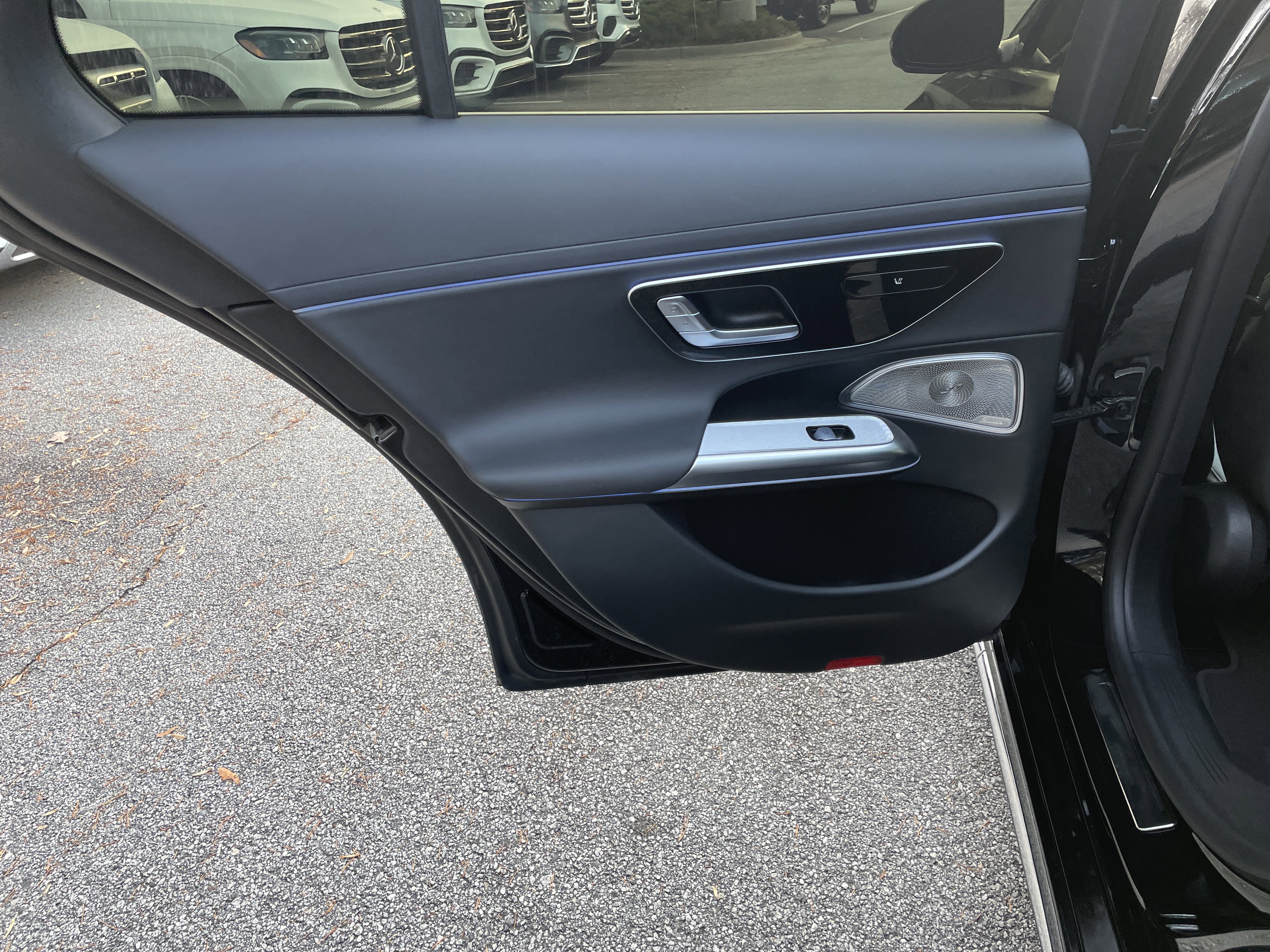 Certified 2025 Mercedes-Benz E 450 4MATIC Sedan image 38