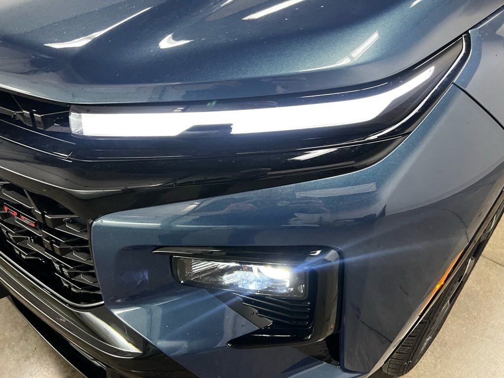 New 2026 Chevrolet Traverse RS w/ LPO, Floor Liner Package image 10