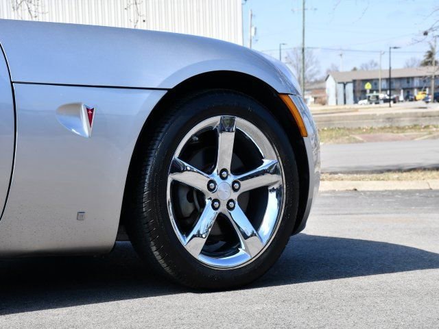 Used 2008 Pontiac Solstice GXP w/ Premium Package image 9
