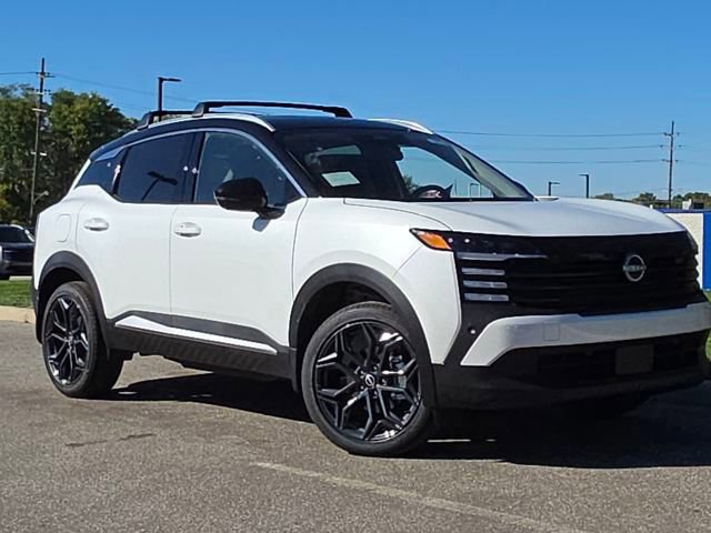 New 2026 Nissan Kicks SR w/ Cold Weather Package image 2