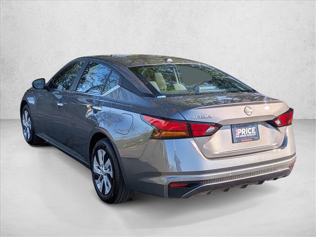 Used 2025 Nissan Altima 2.5 S FWD image 8