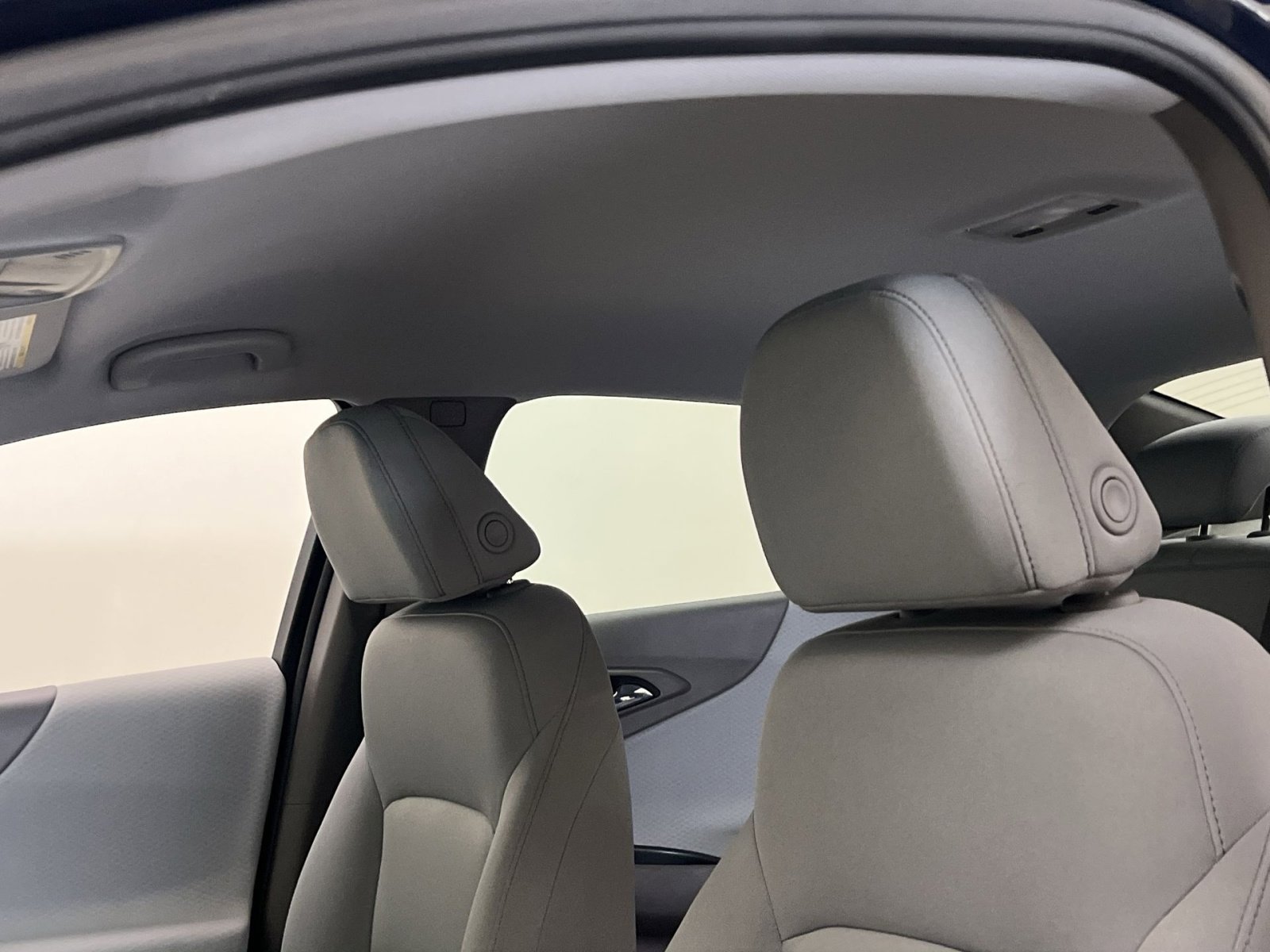 Used 2022 Chevrolet Malibu LT FWD image 23