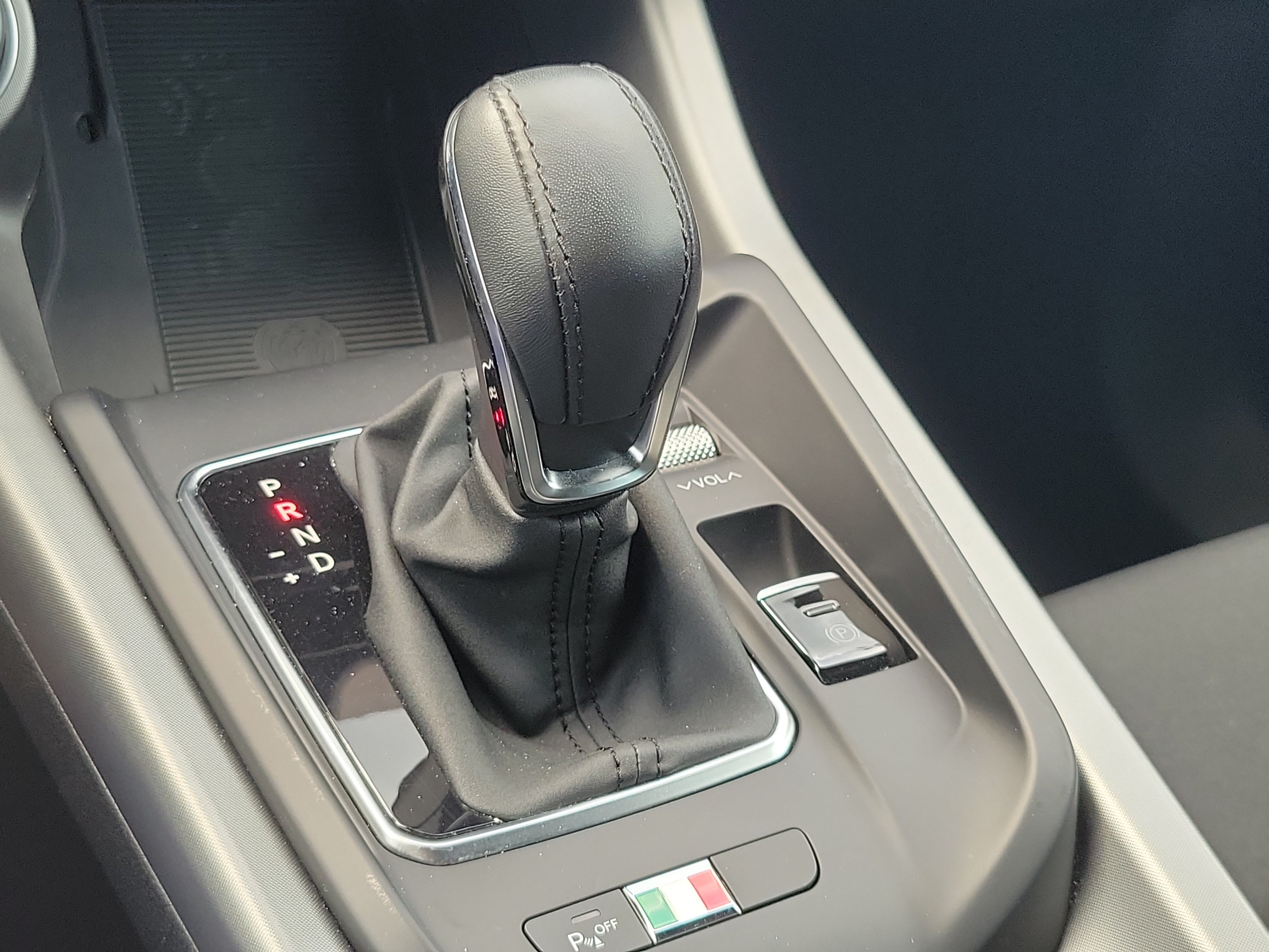 Used 2025 Alfa Romeo Tonale AWD/4WD image 26
