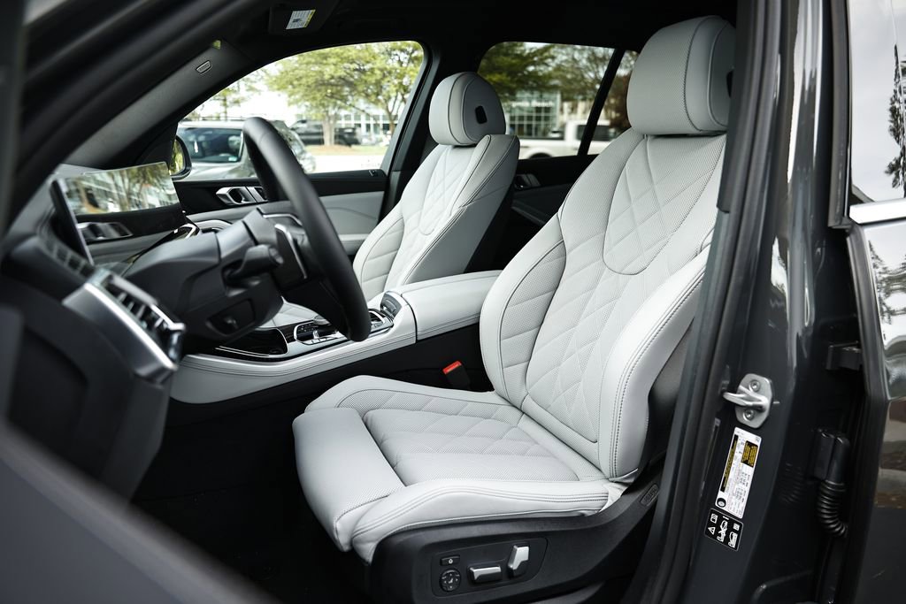 New 2026 BMW X5 xDrive40i w/ Premium Package image 21