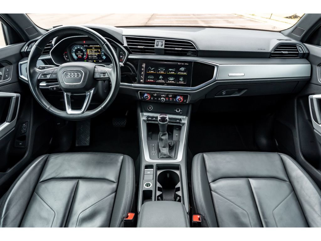 Used 2024 Audi Q3 2.0T Premium image 18