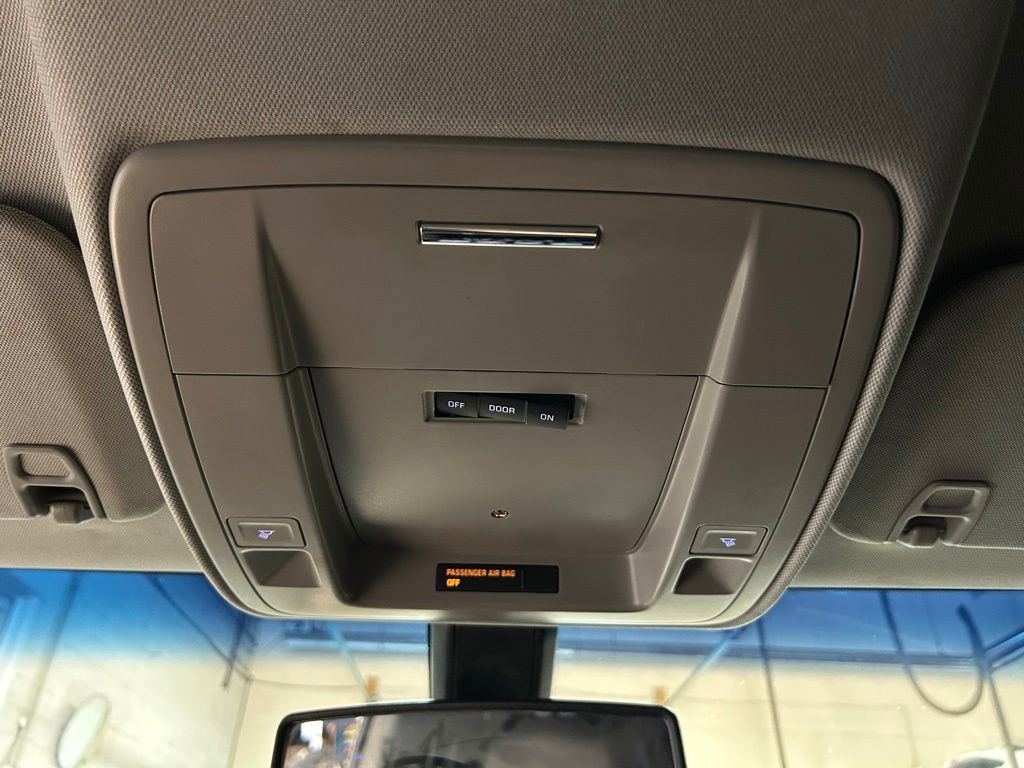Used 2017 Chevrolet Tahoe LS AWD/4WD image 25