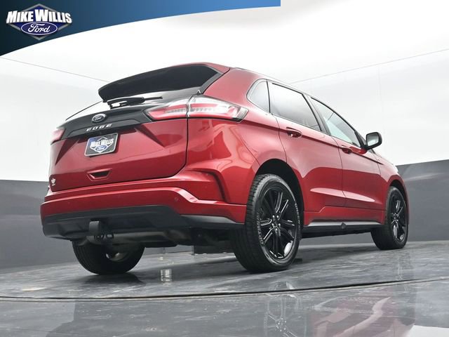 Certified 2022 Ford Edge ST-Line w/ Class II Trailer Tow Package image 23