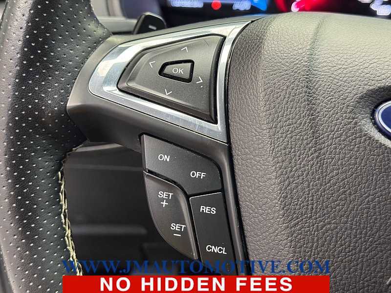 Used 2023 Ford Edge ST image 38