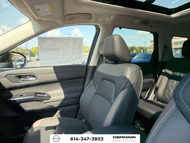New 2026 Nissan Pathfinder Platinum AWD/4WD image 20