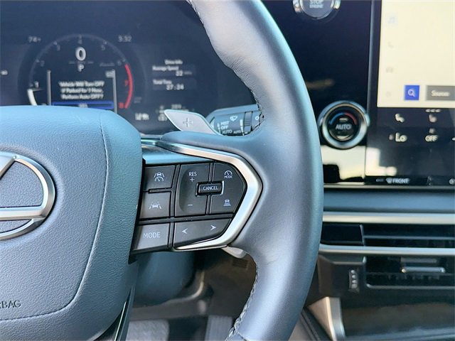 Used 2025 Lexus RX 350 FWD image 37