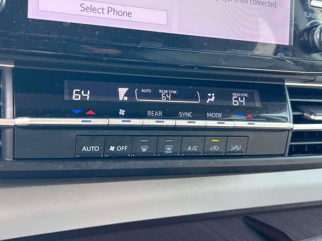 Used 2022 Toyota Sienna LE FWD image 29