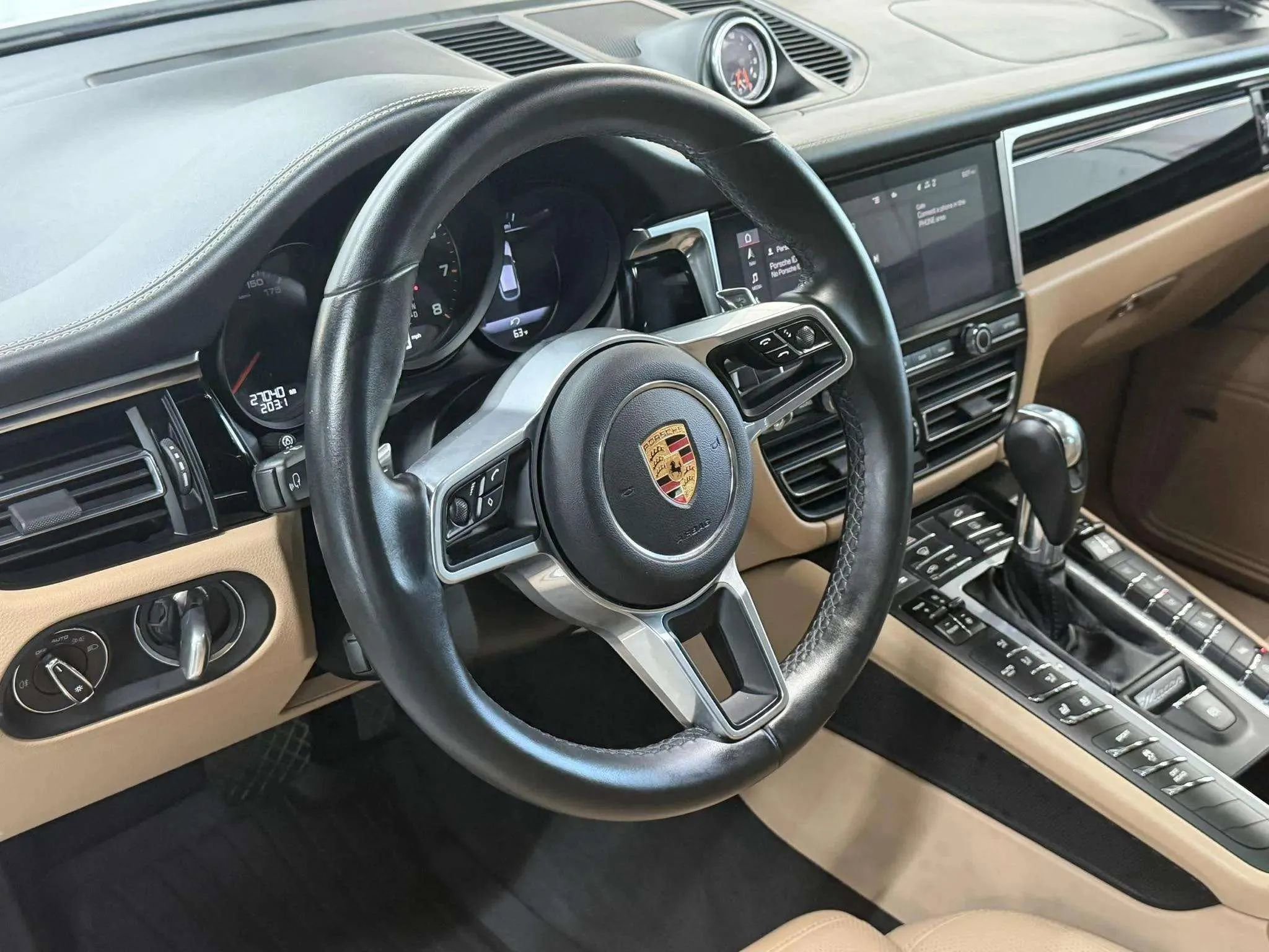 Used 2020 Porsche Macan Sport Edition image 17