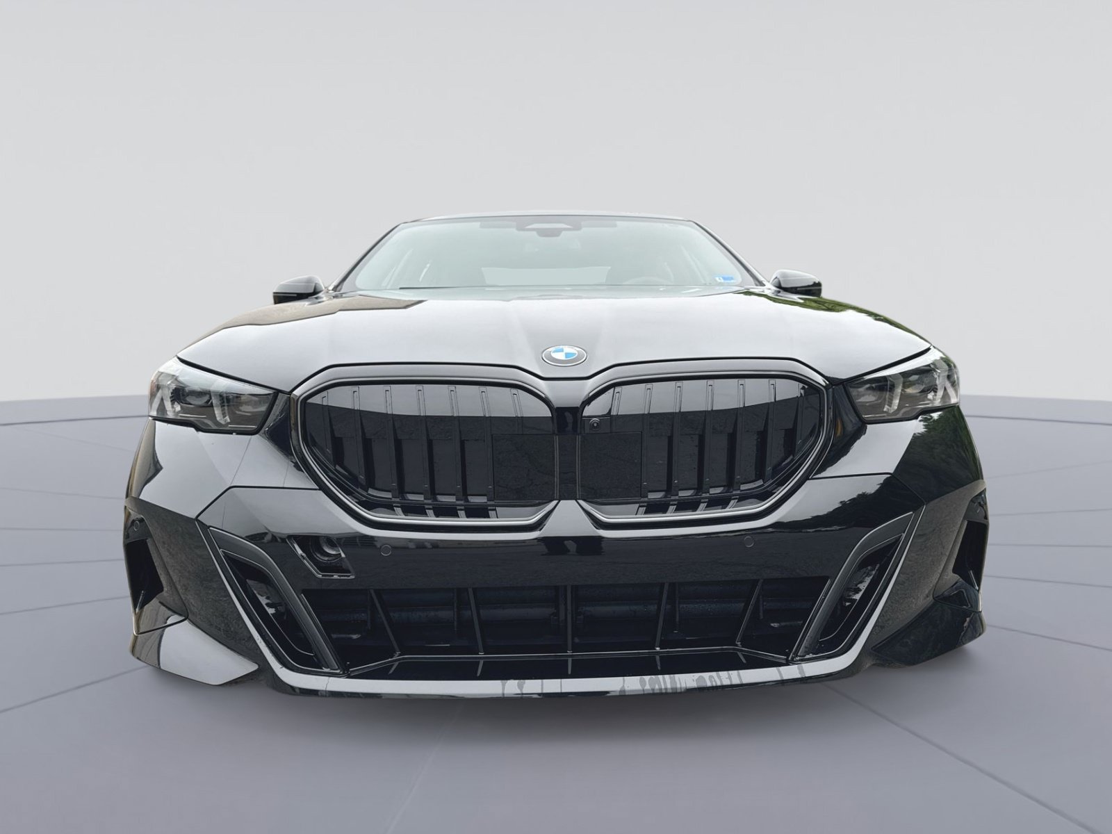 New 2027 BMW 530i w/ M Sport Package RWD image 4