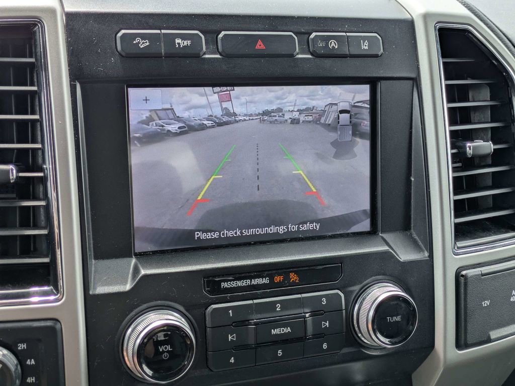 Used 2020 Ford F150 Lariat w/ Equipment Group 502A Luxury AWD/4WD image 20
