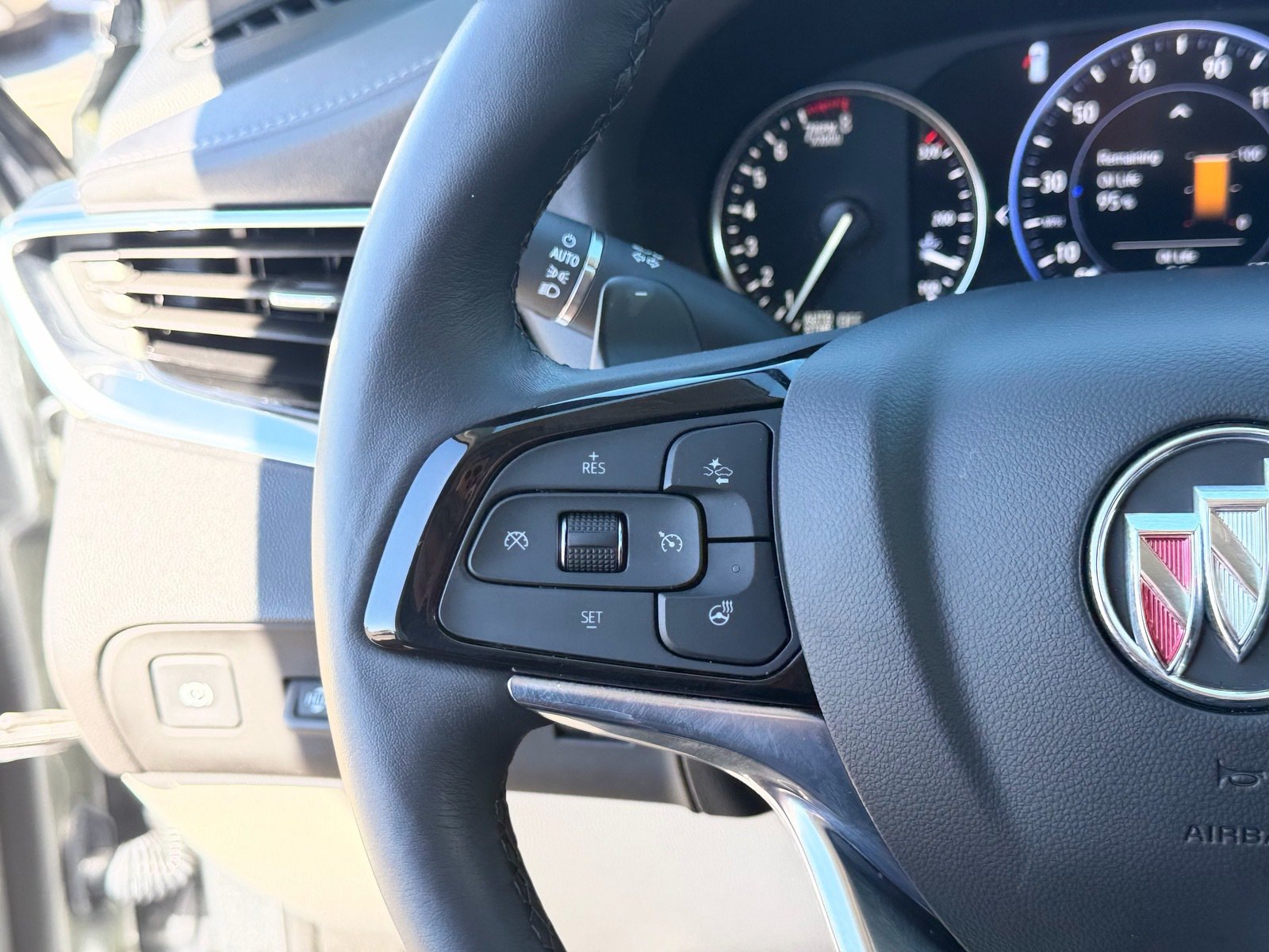 Used 2023 Buick Enclave Avenir w/ Trailering Package, 5000 lbs. AWD/4WD image 22