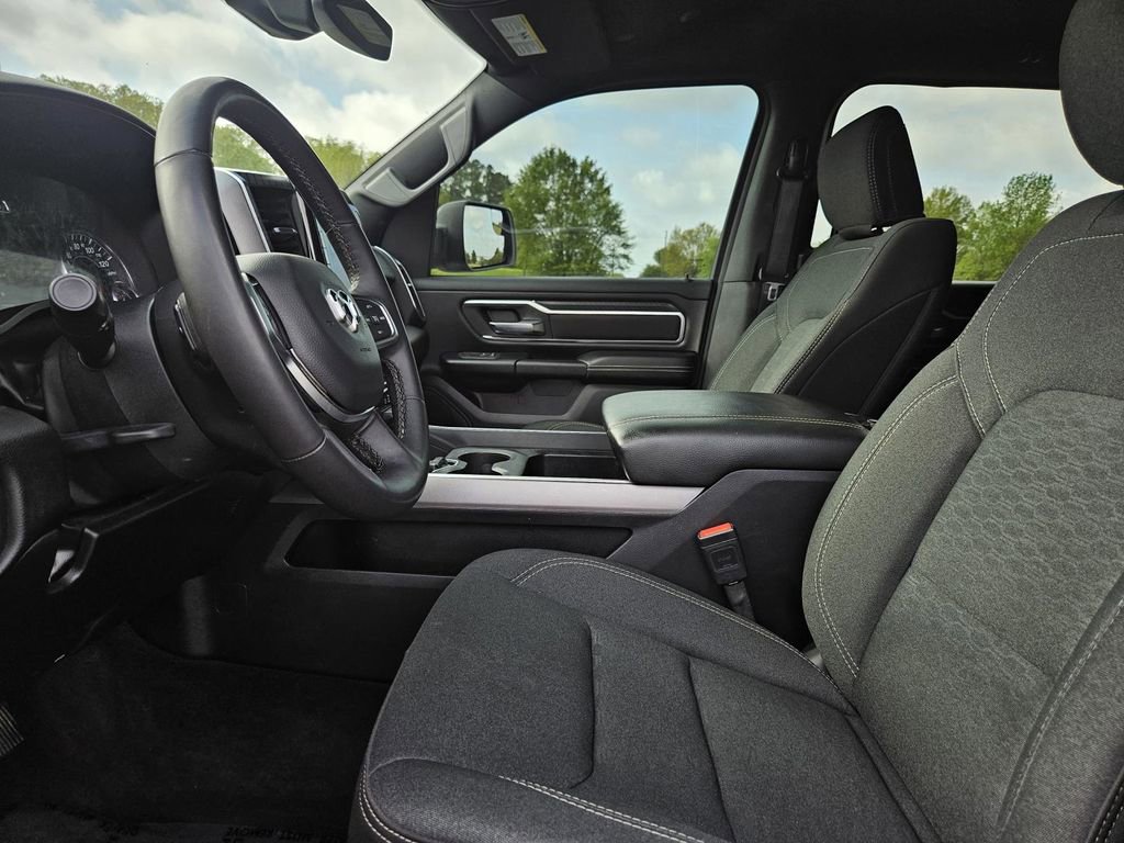 Used 2025 RAM 1500 Big Horn AWD/4WD image 12