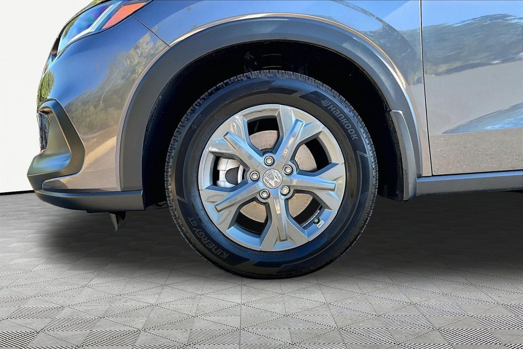 Certified 2026 Honda HR-V LX image 23