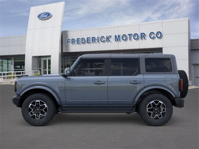New 2025 Ford Bronco Outer Banks image 3