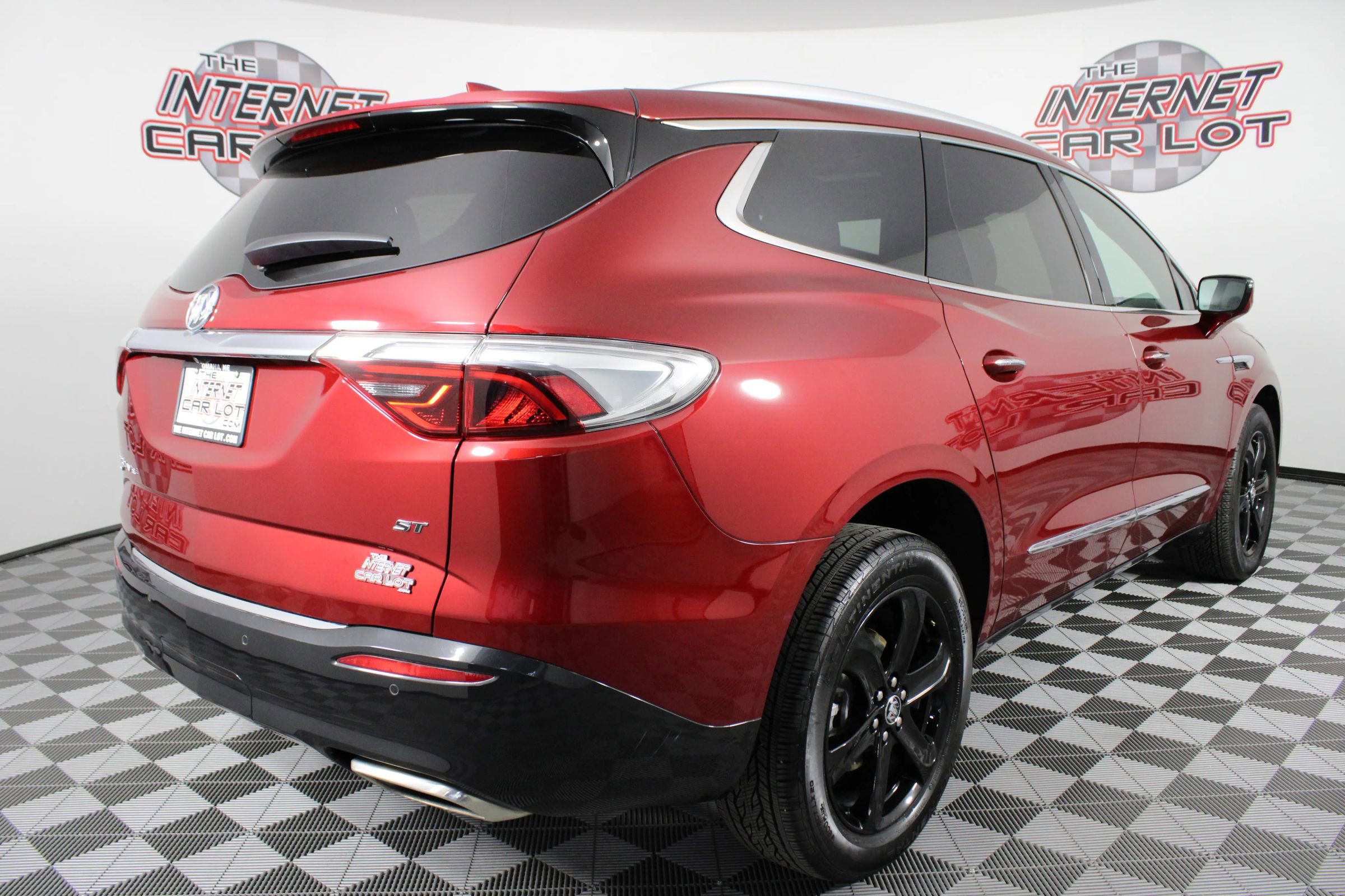 Used 2024 Buick Enclave Essence w/ Experience Buick Package AWD/4WD image 7