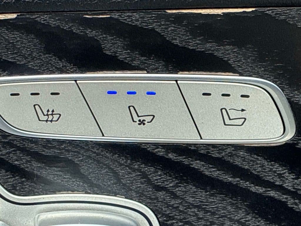 Used 2019 Mercedes-Benz E 53 AMG 4MATIC Cabriolet image 29