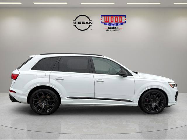 Used 2025 Audi SQ7 Premium Plus image 2