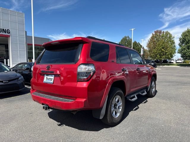 Used 2023 Toyota 4Runner SR5 AWD/4WD image 4