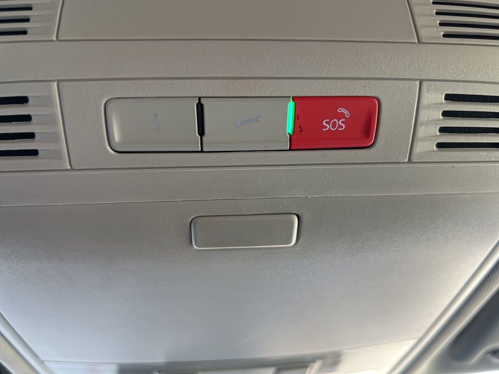 Used 2024 Volkswagen Taos SE image 41