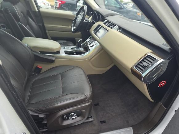 Used 2016 Land Rover Range Rover Sport HSE AWD/4WD image 4
